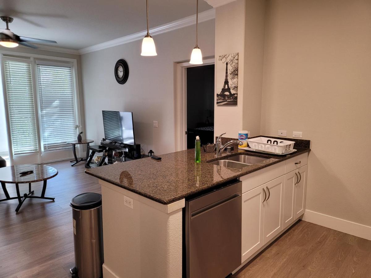 Amazing Vacation & Shopping In 2 Suits And 3 Bath Fb1 Apartamento